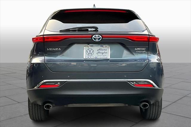 2021 toyota venza limited