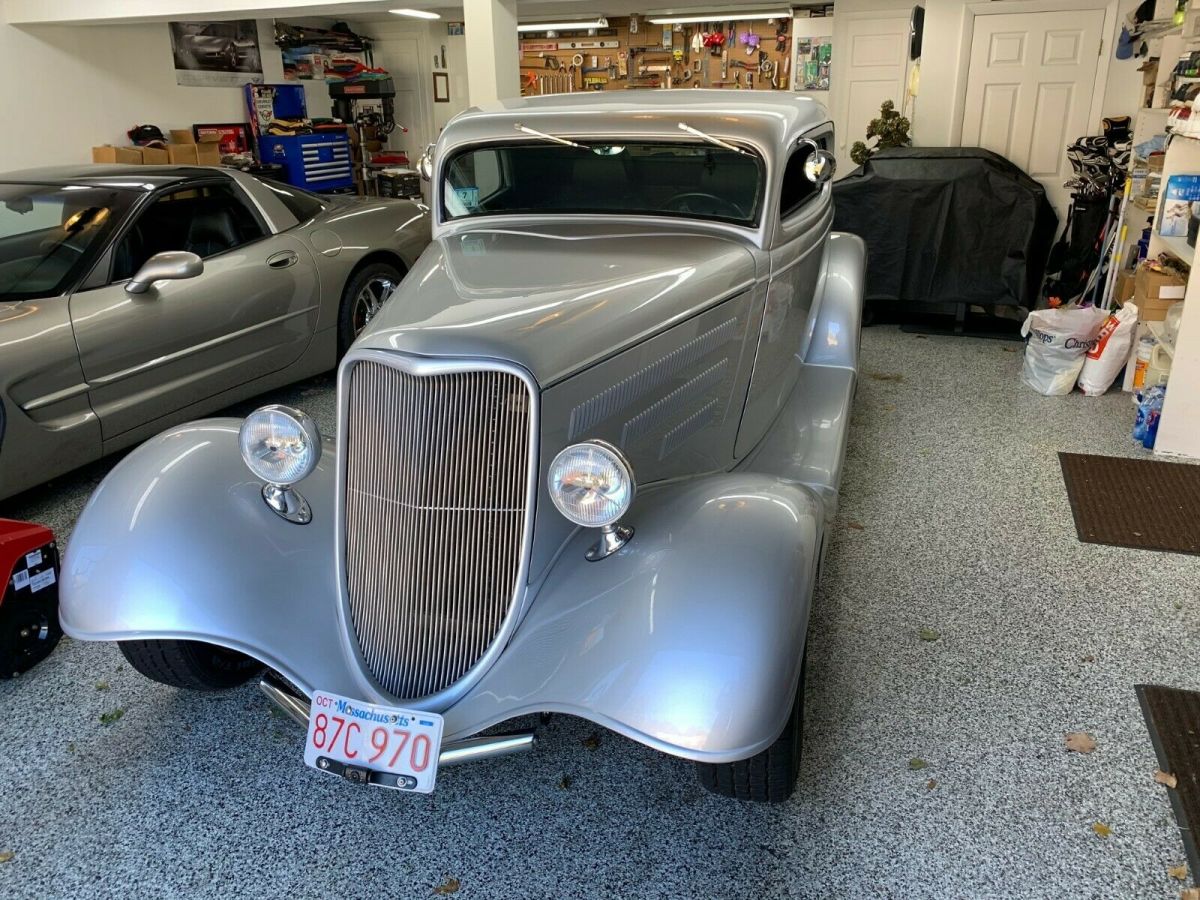 1933 ford fiberglass 3 window coupe