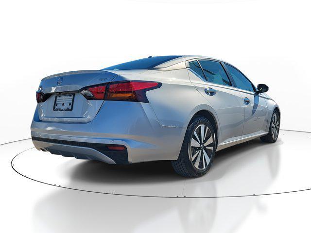 2022 nissan altima 2.5 sv