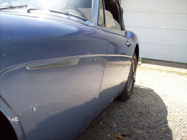 1967 austin healey 3000. low miles. original. needs restored