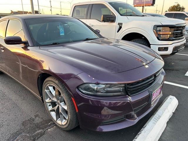 2020 dodge charger sxt