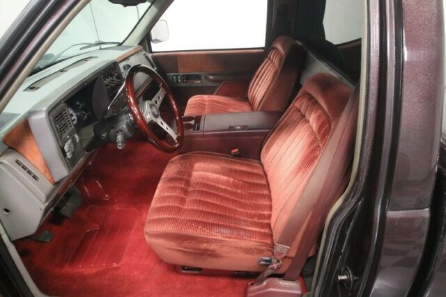 strong 383 stroker v8, fresh trans, well-optioned, big power, modern muscle!!