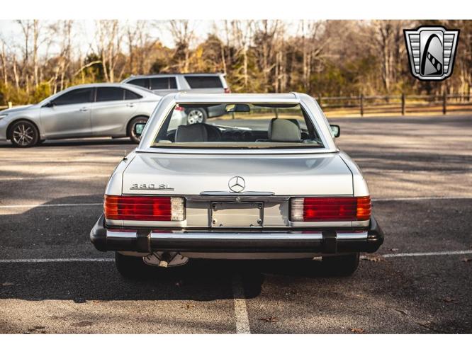 1985 mercedes-benz 380sl in o'fallon, illinois