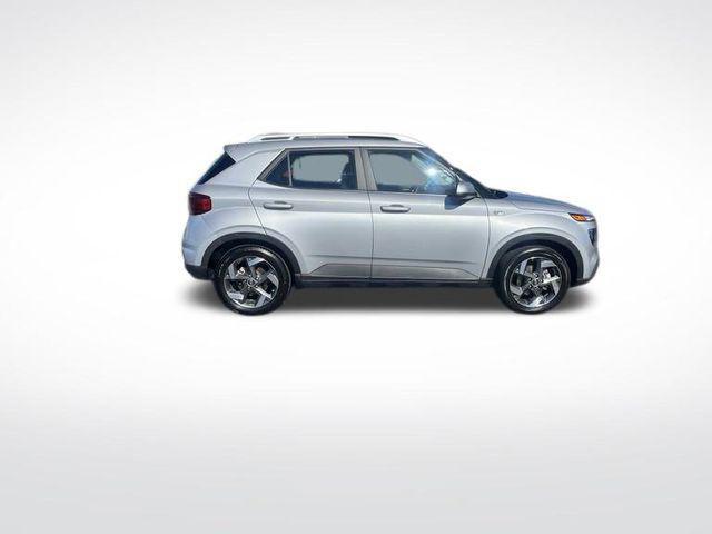 2022 hyundai venue sel