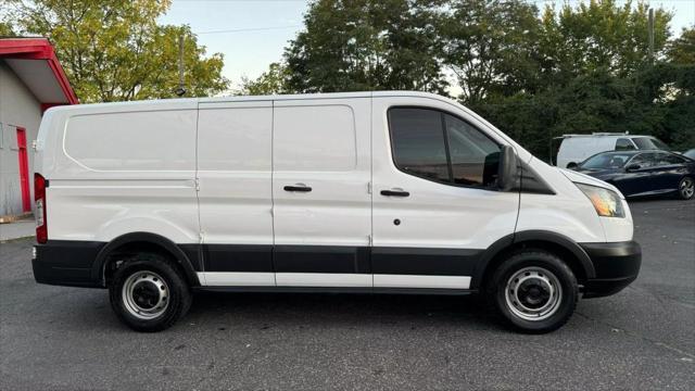 2017 ford transit-150 base
