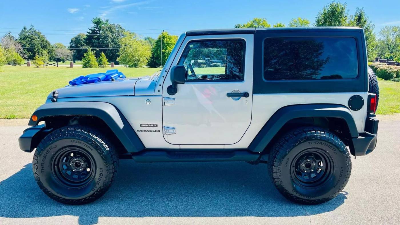 2013 jeep wrangler sport