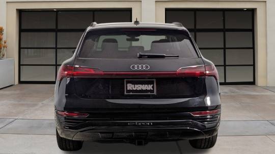 2024 Audi Q8 e-tron