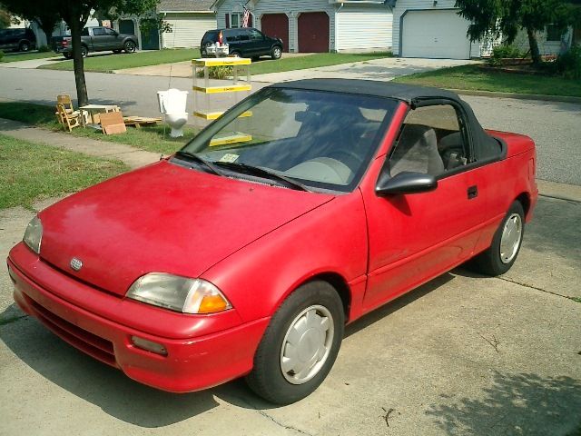 1992 lsi convertible standard w new top, great shape, solid driver