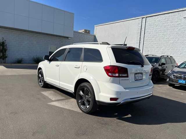 2020 dodge journey crossroad