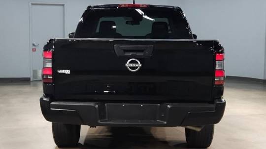 2022 nissan frontier s