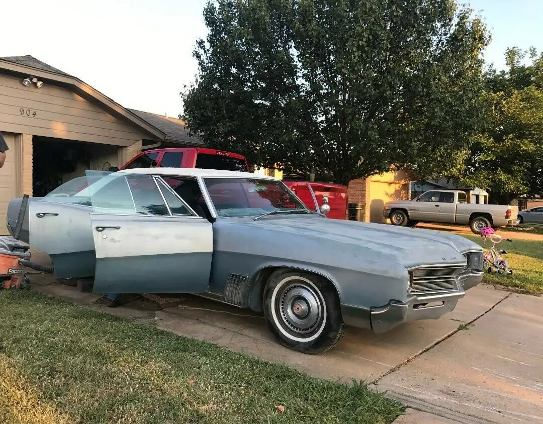 new tires | 41k miles | clean title |1967 4-door 8-cyl buick wildcat