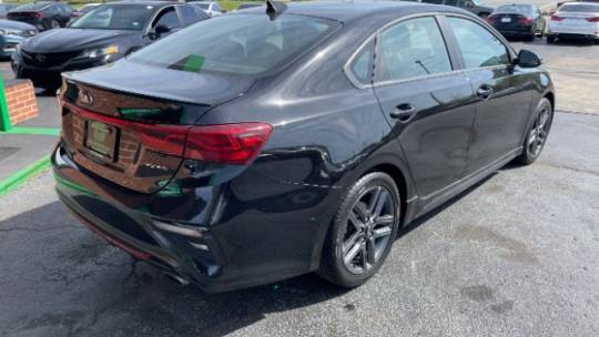 2021 kia forte gt-line