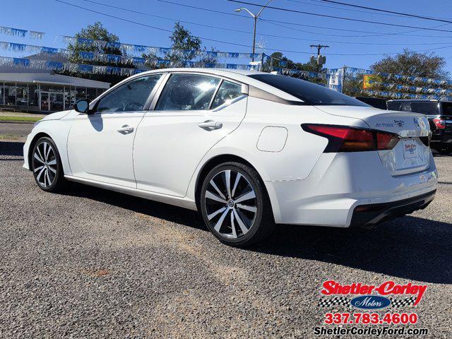 2022 nissan altima sr fwd