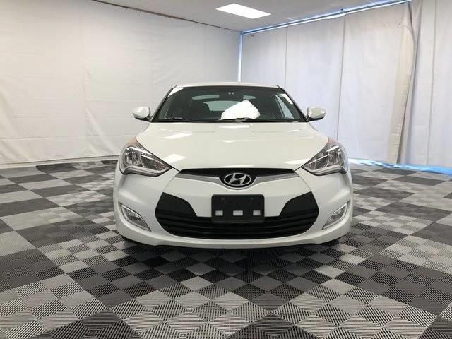 2017 hyundai veloster base 3dr coupe 6m w/black seats for sale in derby, connecticut