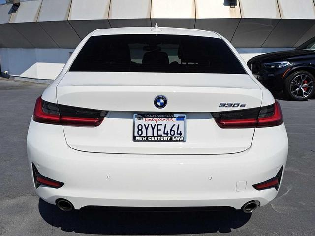 2022 bmw 330e 330e