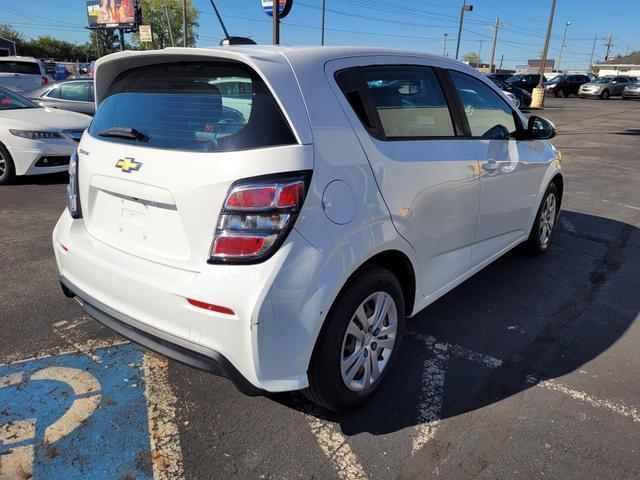 2017 chevrolet sonic lt