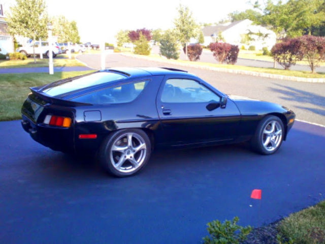 porsche 928 black beauty