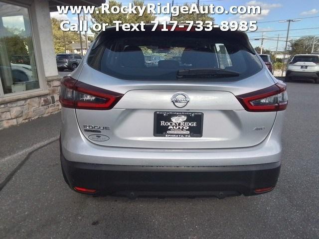 2021 nissan rogue sport s