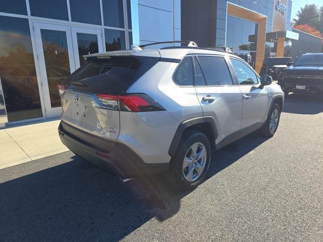 2022 toyota rav4 hybrid le