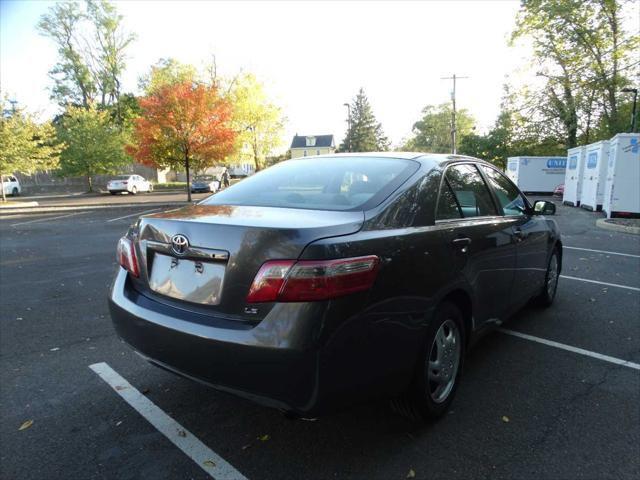 2009 toyota camry le