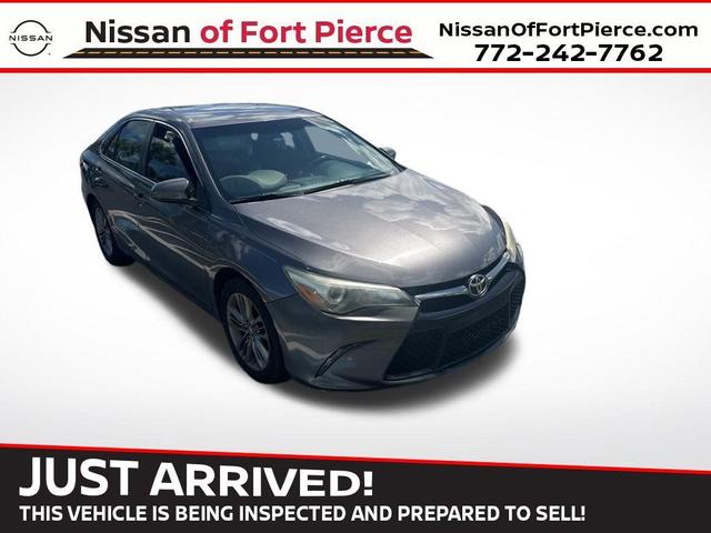 2016 toyota camry se