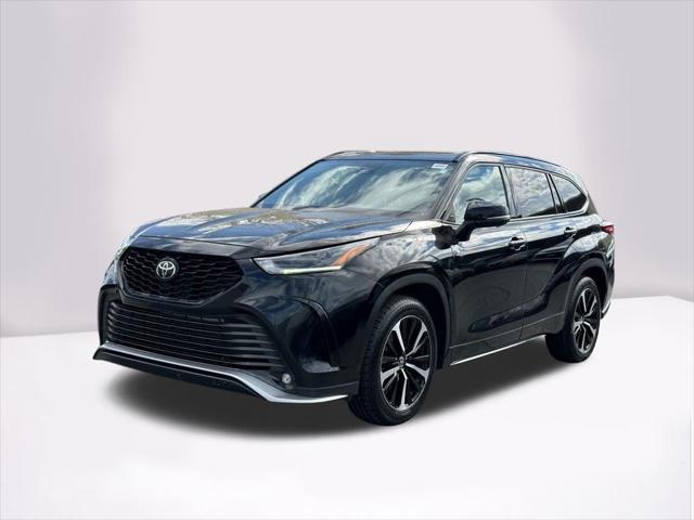 2021 toyota highlander xse