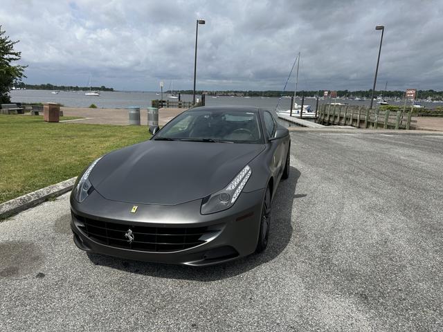 2016 ferrari ff base