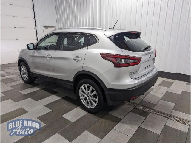 2022 nissan rogue sport sv