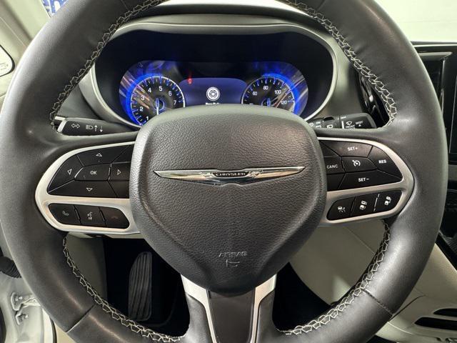 2022 chrysler pacifica touring l