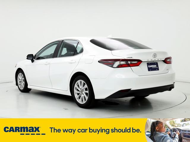 2023 toyota camry le