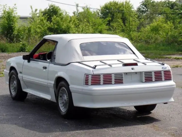 1989 gt-convertible-summer fun mustang 5.0 automatic rwd convertible