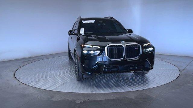 2023 bmw x7 m60i