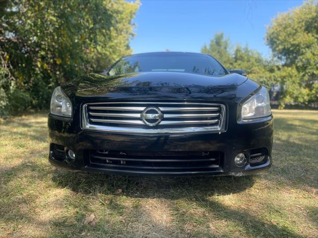 2012 nissan maxima sv