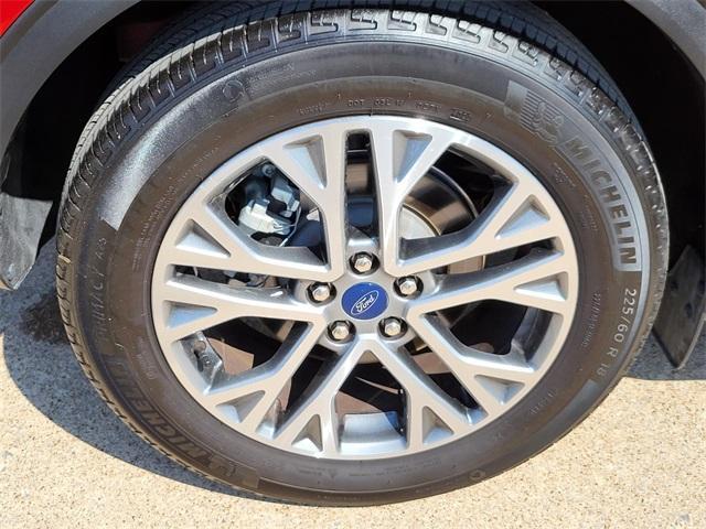 2022 ford escape sel
