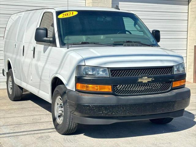 2021 chevrolet express 2500 rwd 2500 regular wheelbase wt