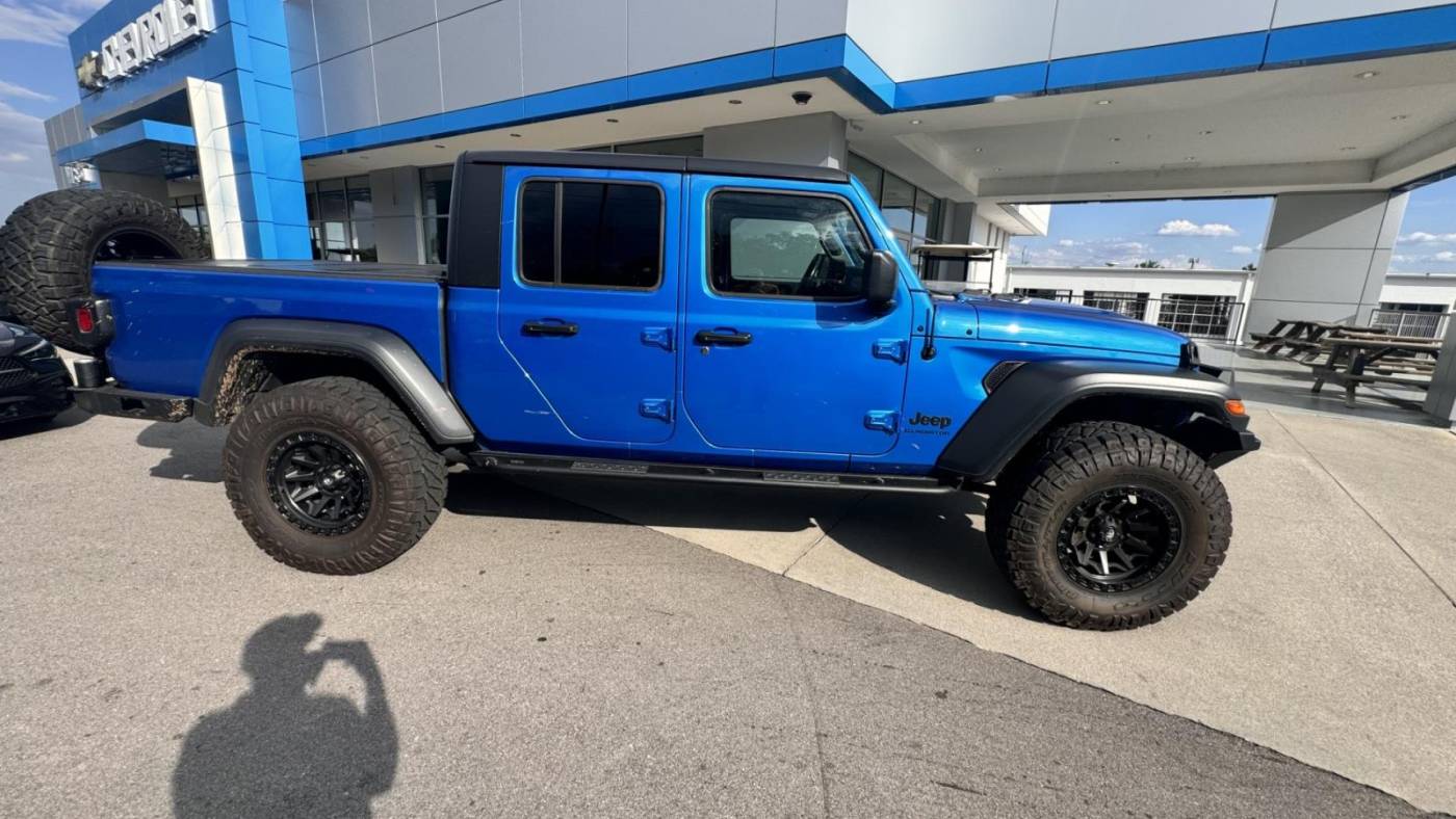 2020 jeep gladiator sport
