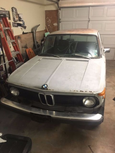 bmw 2002-no reserve