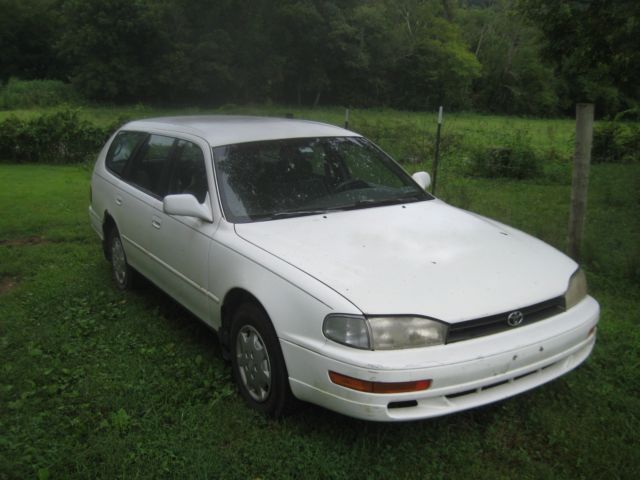 1992 toyota camry wagon