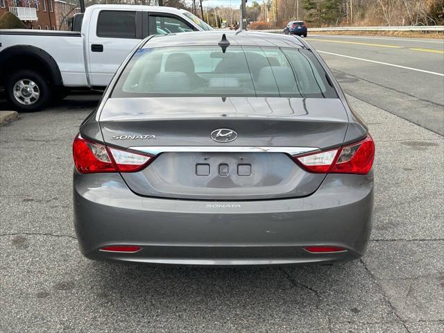 2011 hyundai sonata gls