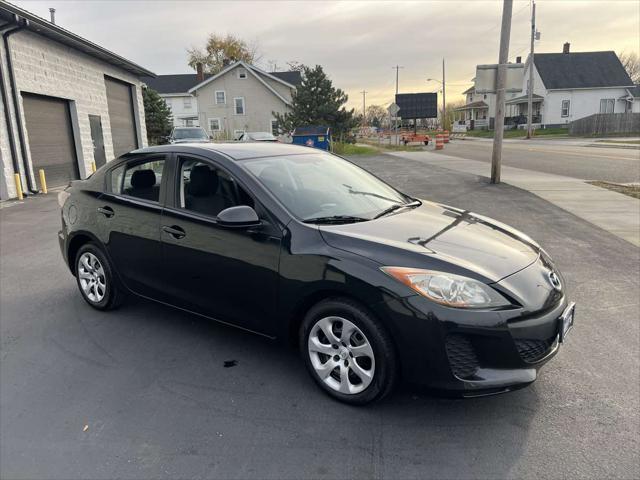 2013 mazda mazda3 i sv
