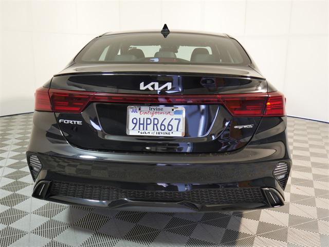 2023 kia forte gt-line