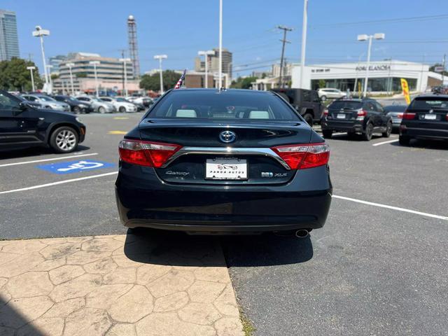 2017 toyota camry hybrid xle