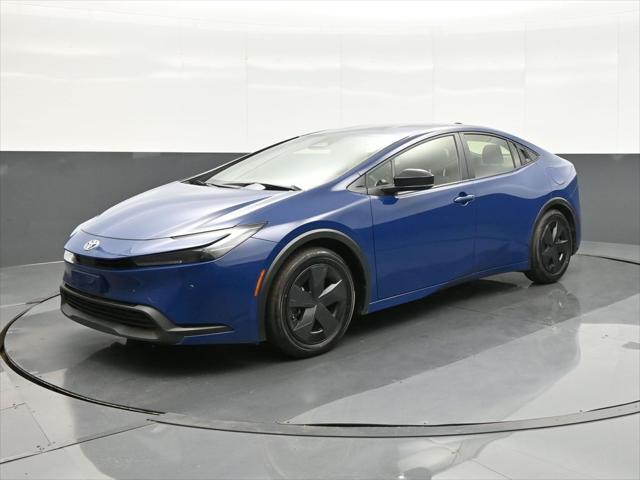 2024 toyota prius le