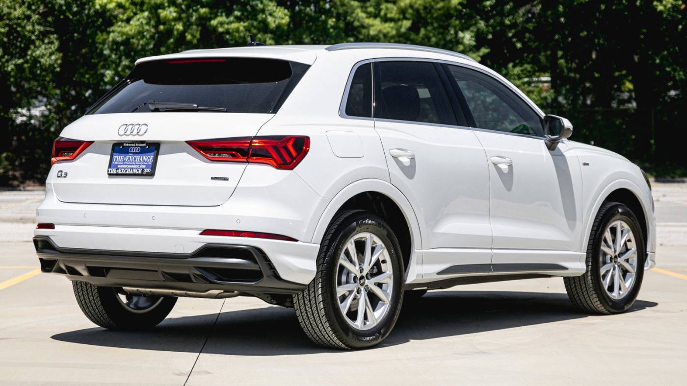 2022 audi q3 quattro s line prem plus 45 tfsi