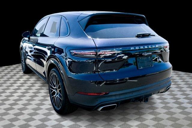 2021 porsche cayenne base