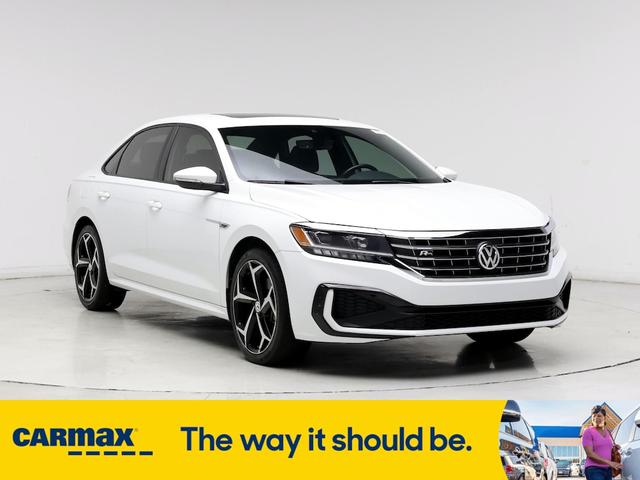 2021 volkswagen passat r-line