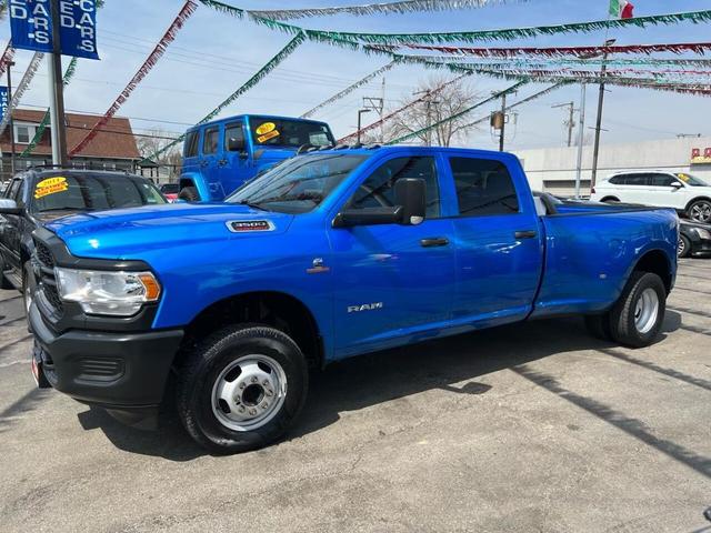 2022 ram 3500 tradesman crew cab 4x4 8' box
