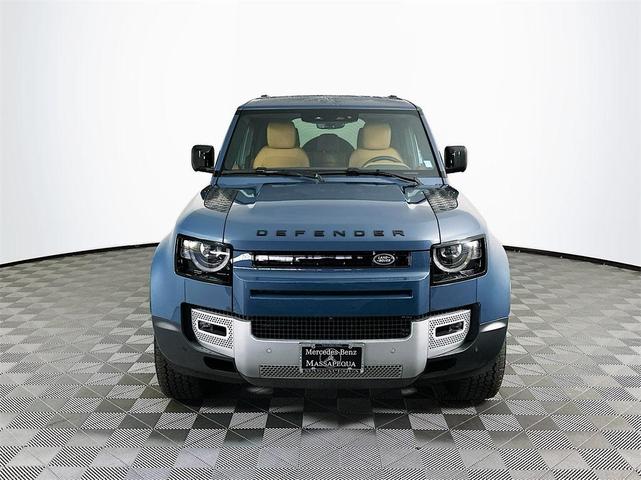 2024 land rover defender p400 s