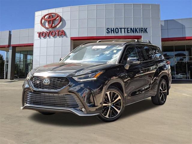 2022 toyota highlander xse