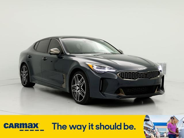 2022 kia stinger gt2